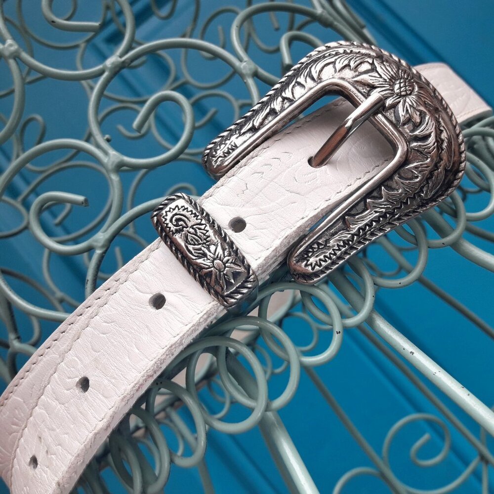 Women's White Western Embossed Leather Belt with Silver Buckle